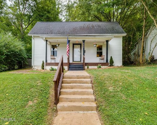 403 W Poplar St, Johnson City, TN, 37604-6743 | Card Image