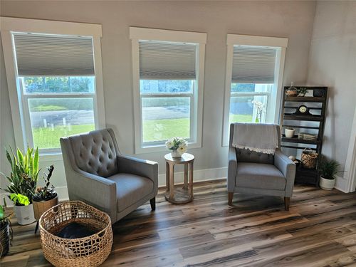 1029 W Shepherd St, Denison, TX, 75020-5111 | Card Image