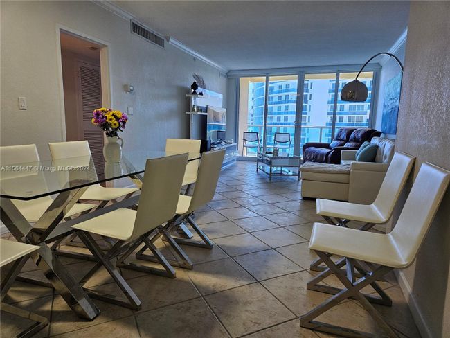 PH17 - 2501 S Ocean Dr, Condo with 1 bedrooms, 1 bathrooms and null parking in Hollywood FL | Image 7