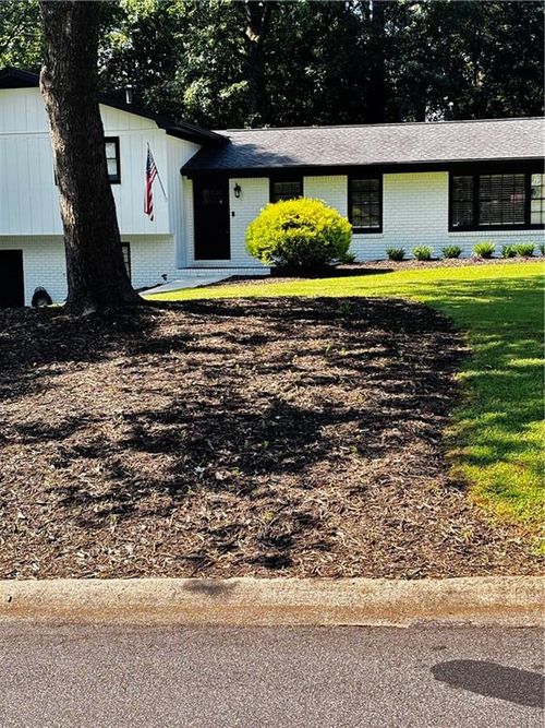 140 Timberland St, woodstock, GA, 30188-3928 | Card Image