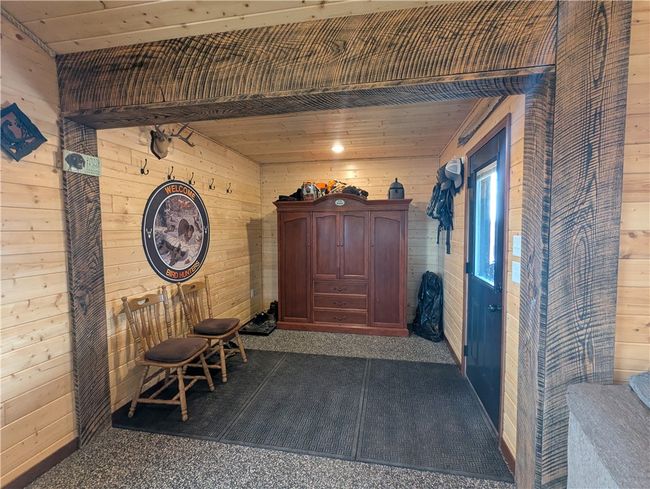 Mud Room (Amour inclued) | Image 9