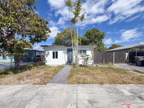 5615 Sw 40th St, West Park, FL, 33023-6123 | Card Image