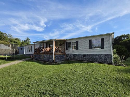 622 Thompson Rd, Marion, VA, 24354-6954 | Card Image