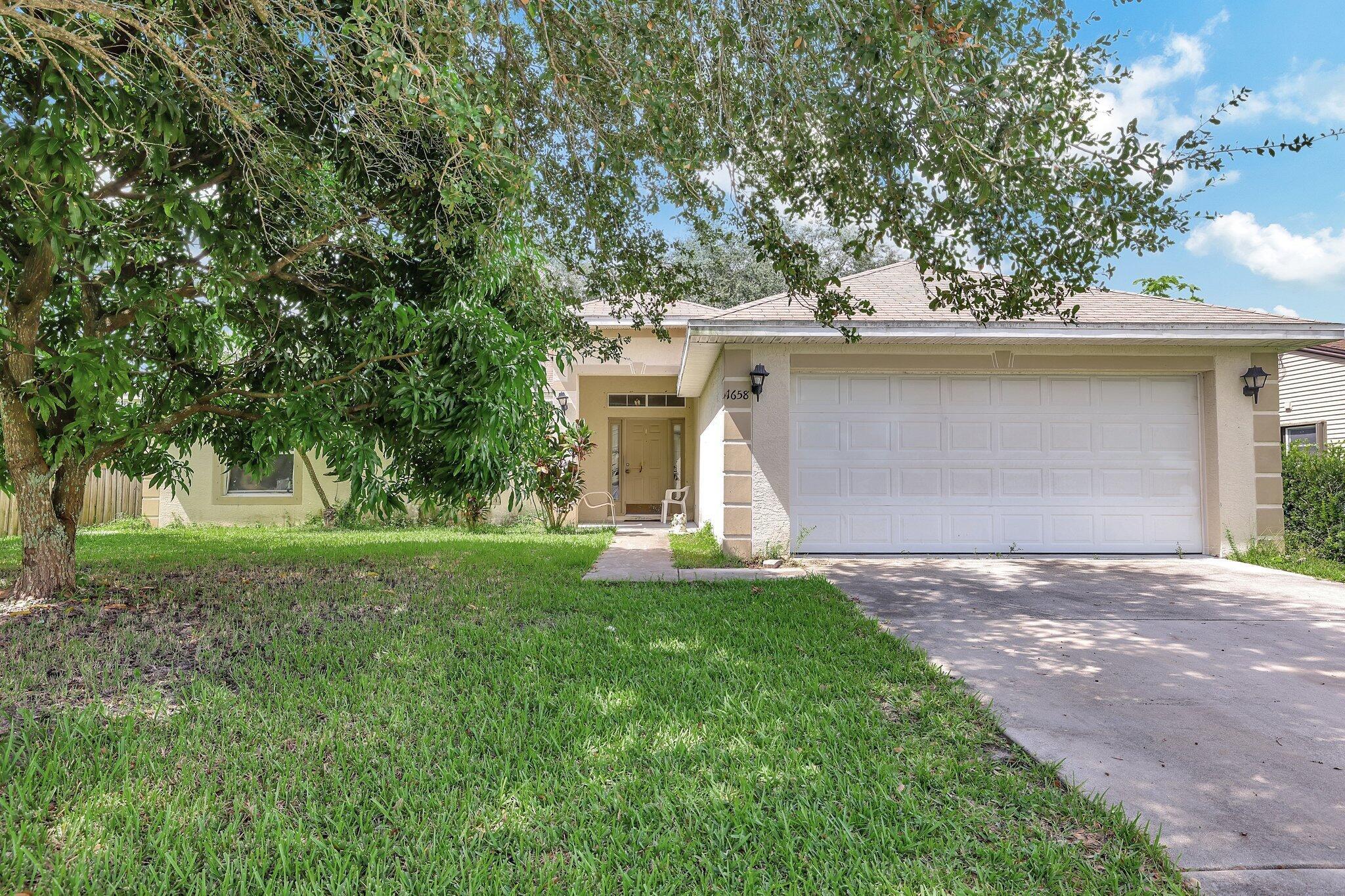 Harp Ln, Port Street Lucie, FL 34983