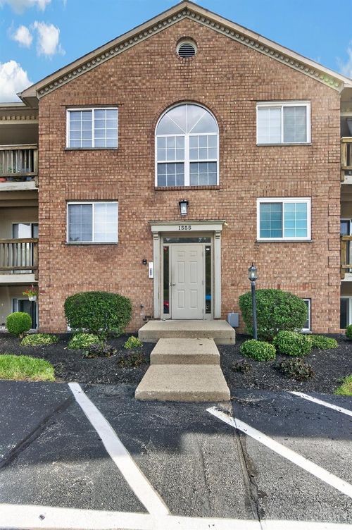 1555 Gelhot Dr, Fairfield, OH, 45014-8310 | Card Image