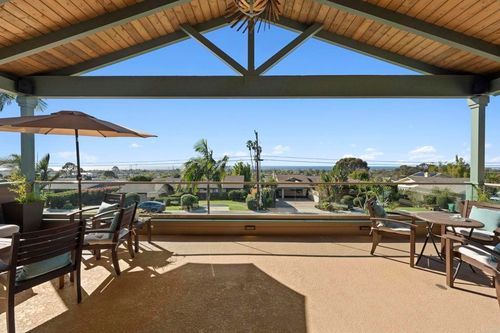 3354 Seacrest Dr, Carlsbad, CA, 92008-2035 | Card Image