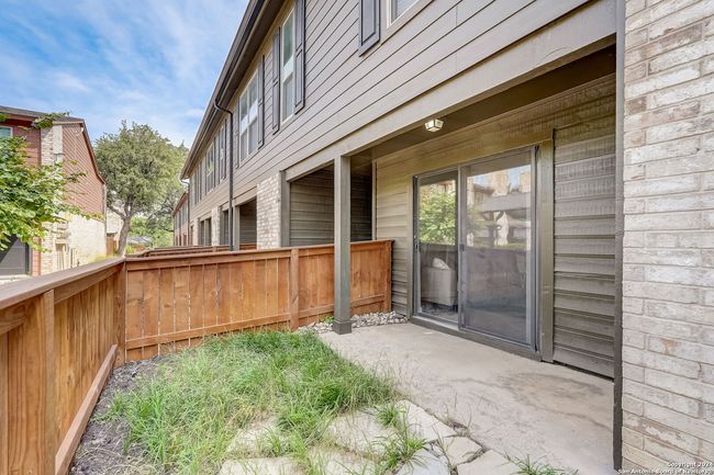 APT-604 - 2718 Old Field Dr, Condo with 2 bedrooms, 3 bathrooms and null parking in San Antonio TX | Image 4