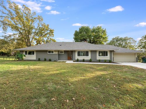202 Fairway Cir, Sand Springs, OK, 74063-8908 | Card Image