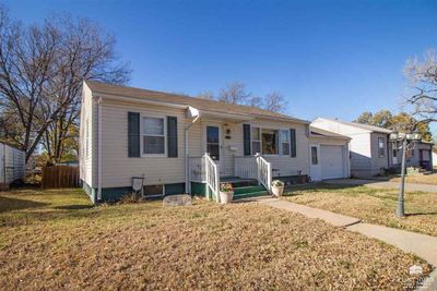 1612 Pierce Avenue, House other with 3 bedrooms, 2 bathrooms and null parking in Junction City KS | Image 2