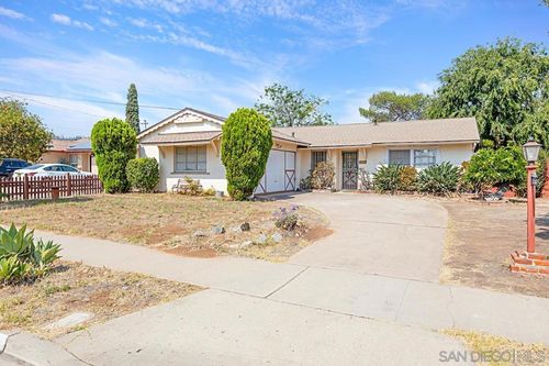 926 Taft Ave, El Cajon, CA, 92020-6449 | Card Image