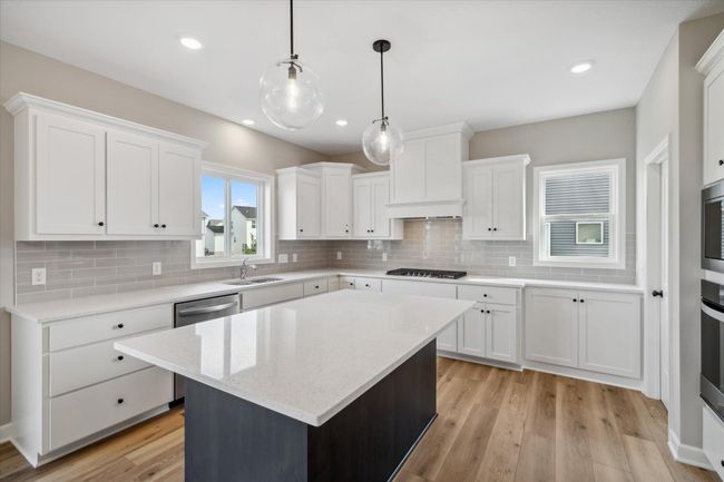 OneTenTen Homes Lanigan Isle at Amber Fields Madison Spec - Photo of Similar Home | Image 4