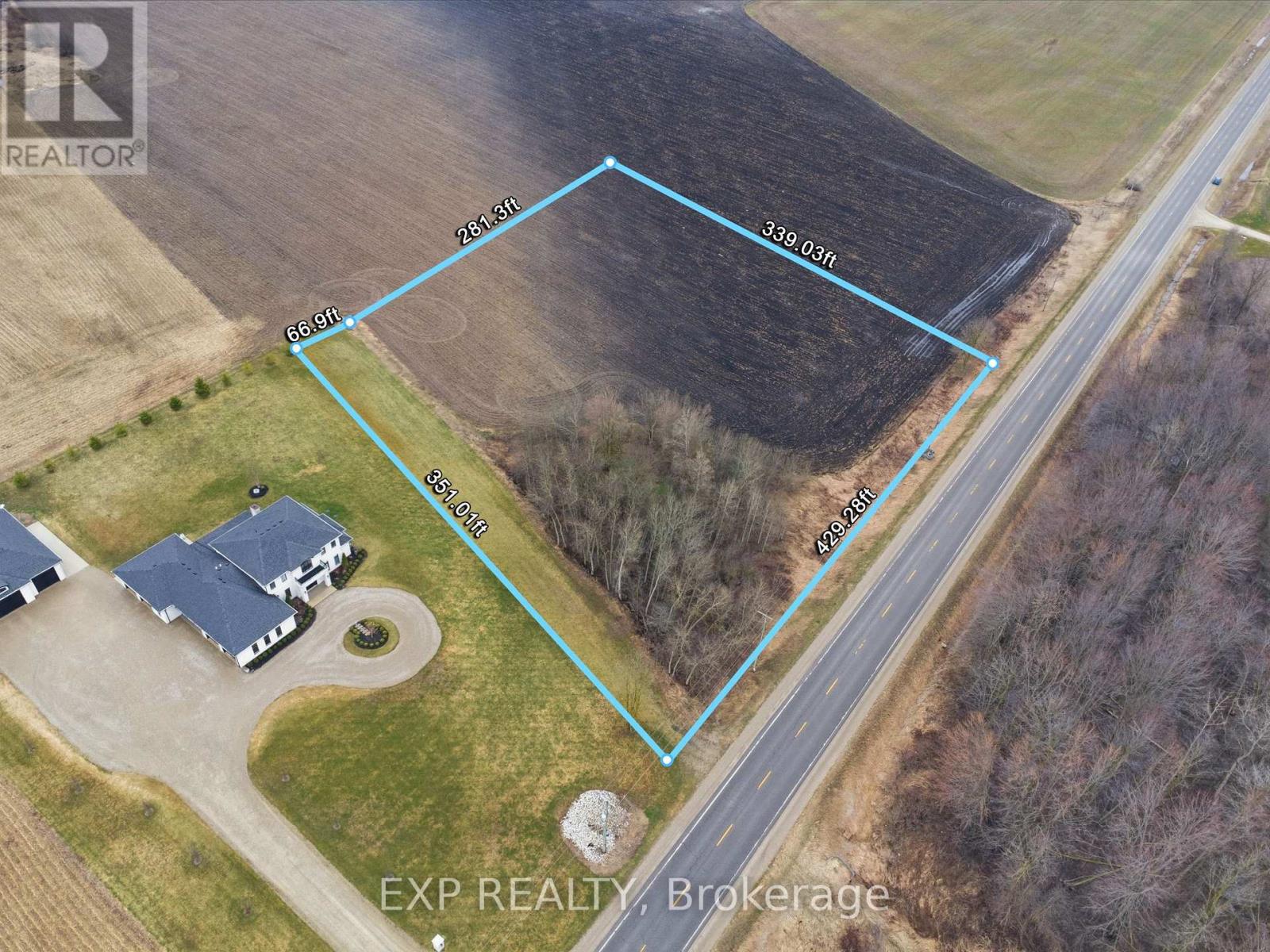 Land in Mapleton