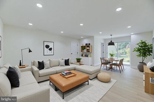 90 Princeton Hightstown Rd, PRINCETON JUNCTION, NJ, 08550-1104 | Card Image