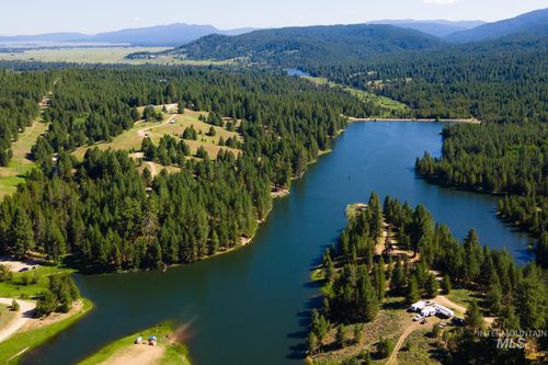 63 Price Loop, Cascade, ID, 83611-5338 | Card Image