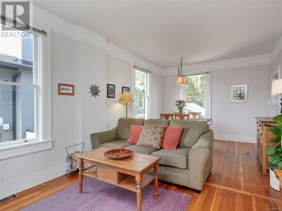 2430 Mowat St, House other with 3 bedrooms, 2 bathrooms and 2 parking in Victoria BC | Image 3