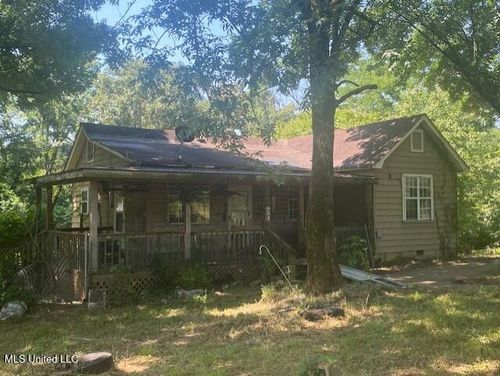 147 Crockett Rd, Senatobia, MS, 38668-5909 | Card Image