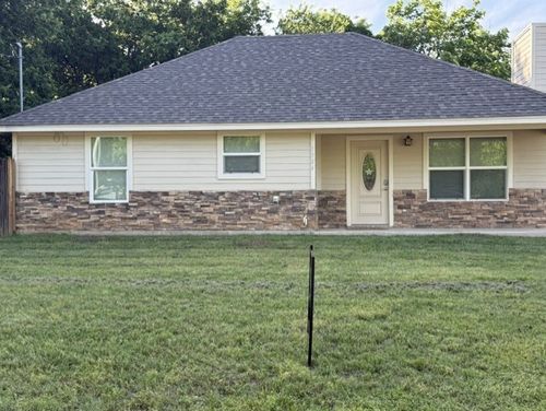 1004 Sanders St, Bowie, TX, 76230-3544 | Card Image