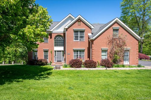 1 Woolen Ct, North Salem, NY, 10560-3417 | Card Image