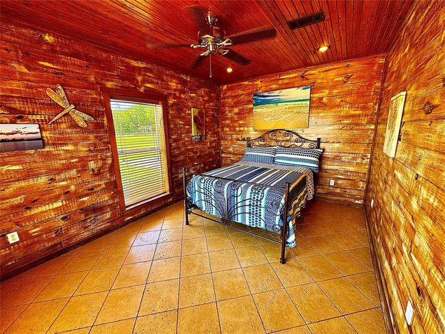 7165 Backridge Rd, House other with 6 bedrooms, 7 bathrooms and 2 parking in Sabine Pass TX | Image 33