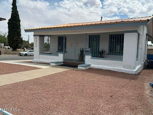 4222 Pershing Dr, El Paso, TX, 79903-1328 | Card Image