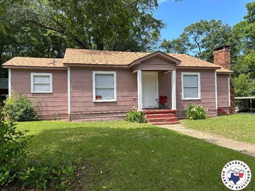 704 Florence St, Atlanta, TX, 75551-2504 | Card Image