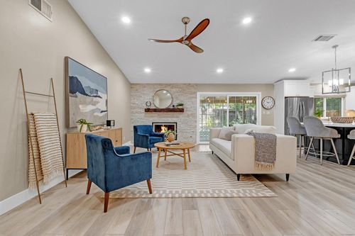919 San Tomas Street, Davis, CA, 95618 | Card Image
