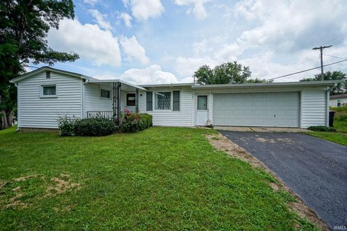 901 Ravine Park Blvd, Attica, IN, 47918-1942 | Card Image