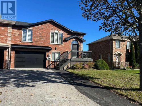 64 Logan Crt, Barrie, ON, L4N8G8 | Card Image