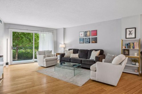 307-1200 Nicollet Mall, Minneapolis, MN, 55403-4419 | Card Image