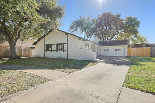 12939 Westhorpe Dr, Houston, TX, 77077-3709 | Card Image
