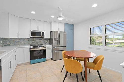 207-5172 Se Club Way, Stuart, FL, 34997-8705 | Card Image