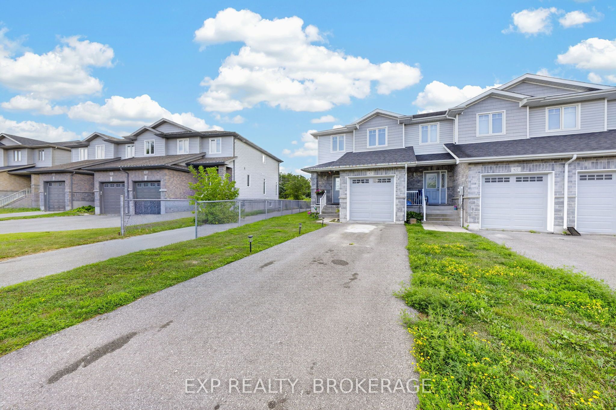 Residential in Kingston 2