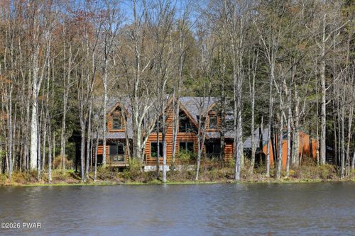 21 Halawa Ln, Newfoundland, PA, 18445-5316 | Card Image