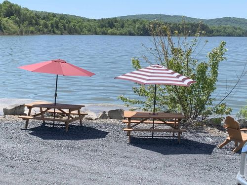 250 Mount Independence Rd, Orwell, VT, 05760-9787 | Card Image