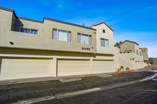 unit-102-24439 Leonard Tree Ln, Newhall, CA, 91321-4276 | Card Image
