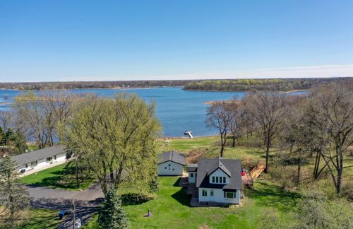 11551 278th St, Chisago City, MN, 55013-9722 | Card Image