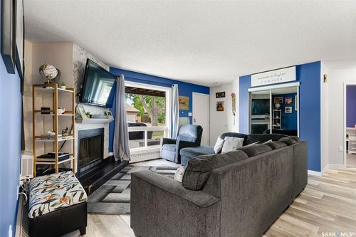 102-2911 Harding St, Regina, SK, S4V1B9 | Card Image
