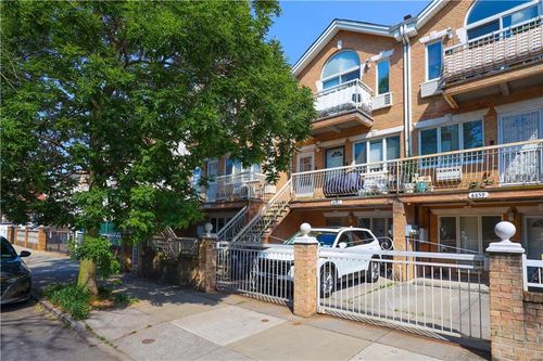 apt-3b-8657 Bay 16th St, Brooklyn, NY, 11214-3751 | Card Image