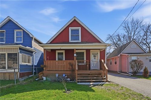 34 Vine Street S, St. Catharines, ON, L2R3X8 | Card Image