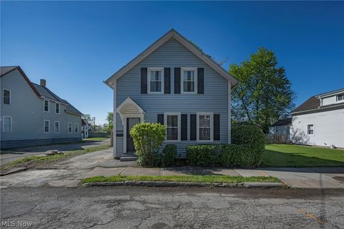 3623 Siam Ave, Cleveland, OH, 44113-3900 | Card Image
