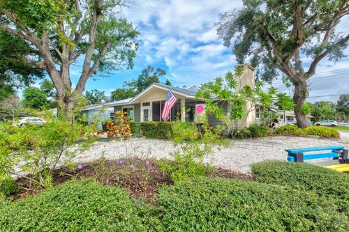 1602 18th Ave W, BRADENTON, FL, 34205-5744 | Card Image