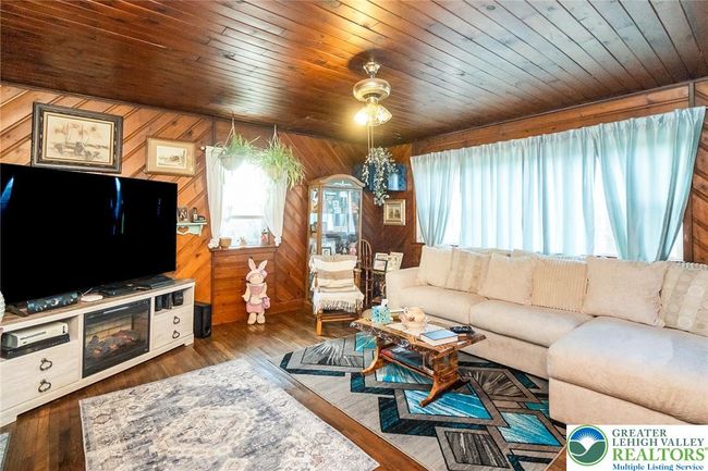 2118 Edgewood Ave, House other with 3 bedrooms, 1 bathrooms and null parking in Palmer Twp PA | Image 5