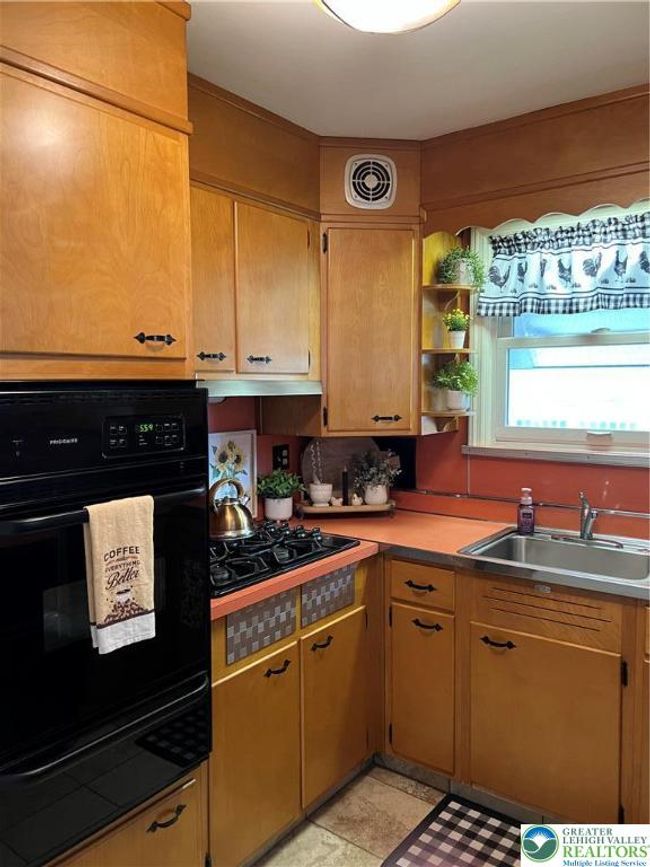 1540 Riegel St, House other with 2 bedrooms, 1 bathrooms and null parking in HELLERTOWN PA | Image 55