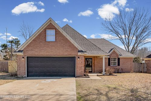 6716 Branch Rd S, Olive Branch, MS, 38654-4376 | Card Image