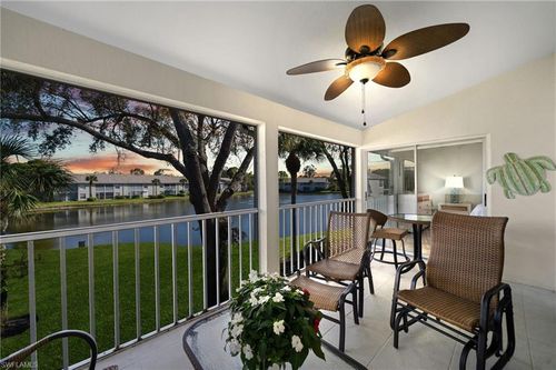 apt-n4-13120 Castle Harbour Dr, NAPLES, FL, 34110-8135 | Card Image