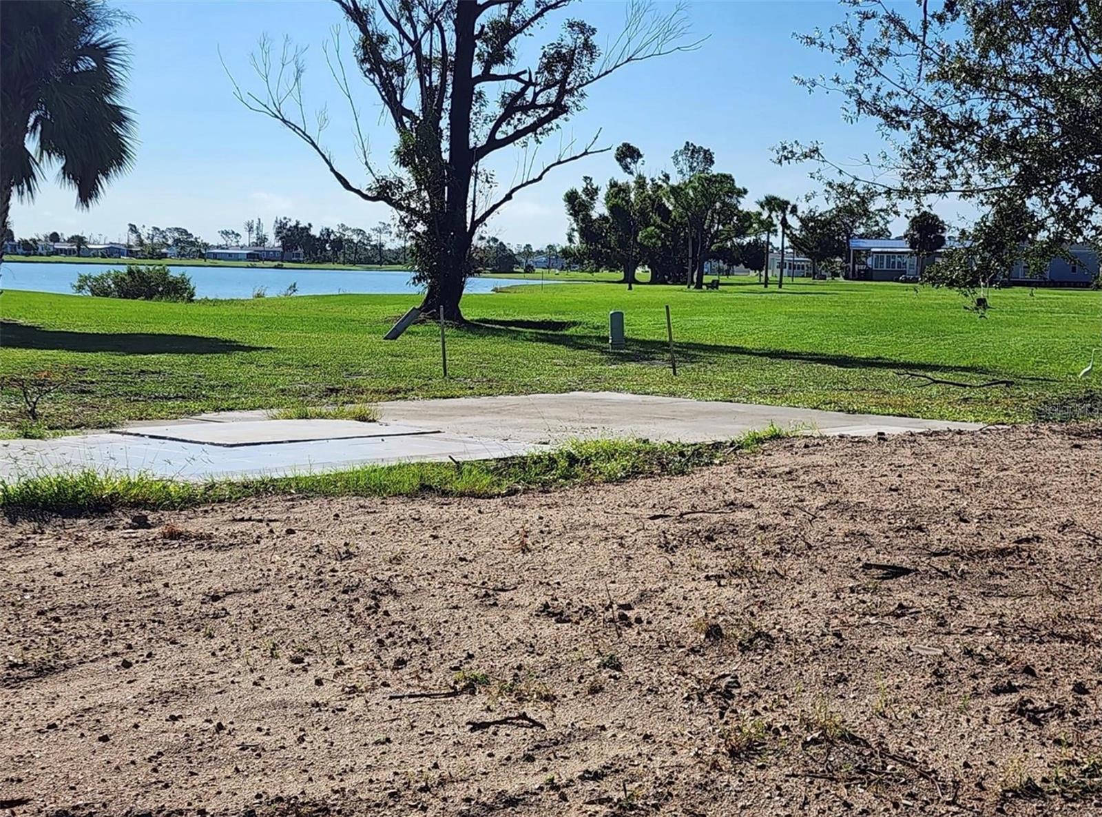 Land in PORT CHARLOTTE 2