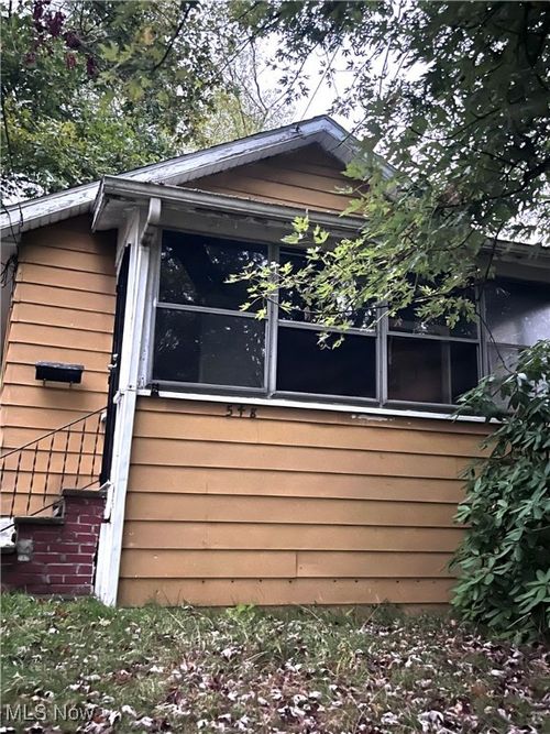 548 Winans Ave, Akron, OH, 44306-1526 | Card Image