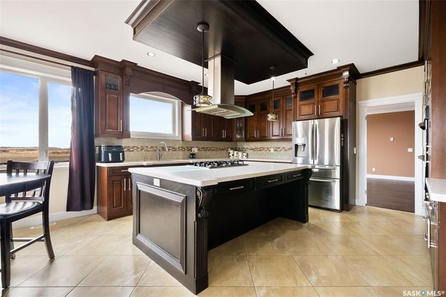 142 Rock Pointe Cres, House other with 8 bedrooms, 5 bathrooms and 6 parking in Pilot Butte SK | Image 6