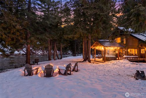 2304 Pine Tree Rd, Leavenworth, WA, 98826-9792 | Card Image