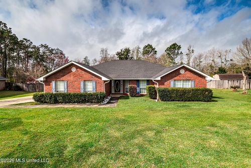 11321 Peyton Dr, Gulfport, MS, 39503-8150 | Card Image